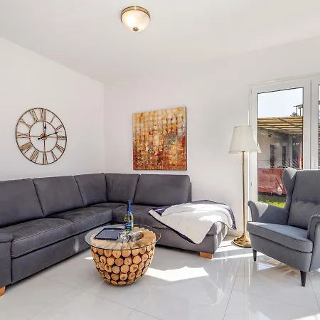 Windsegler Apartment *